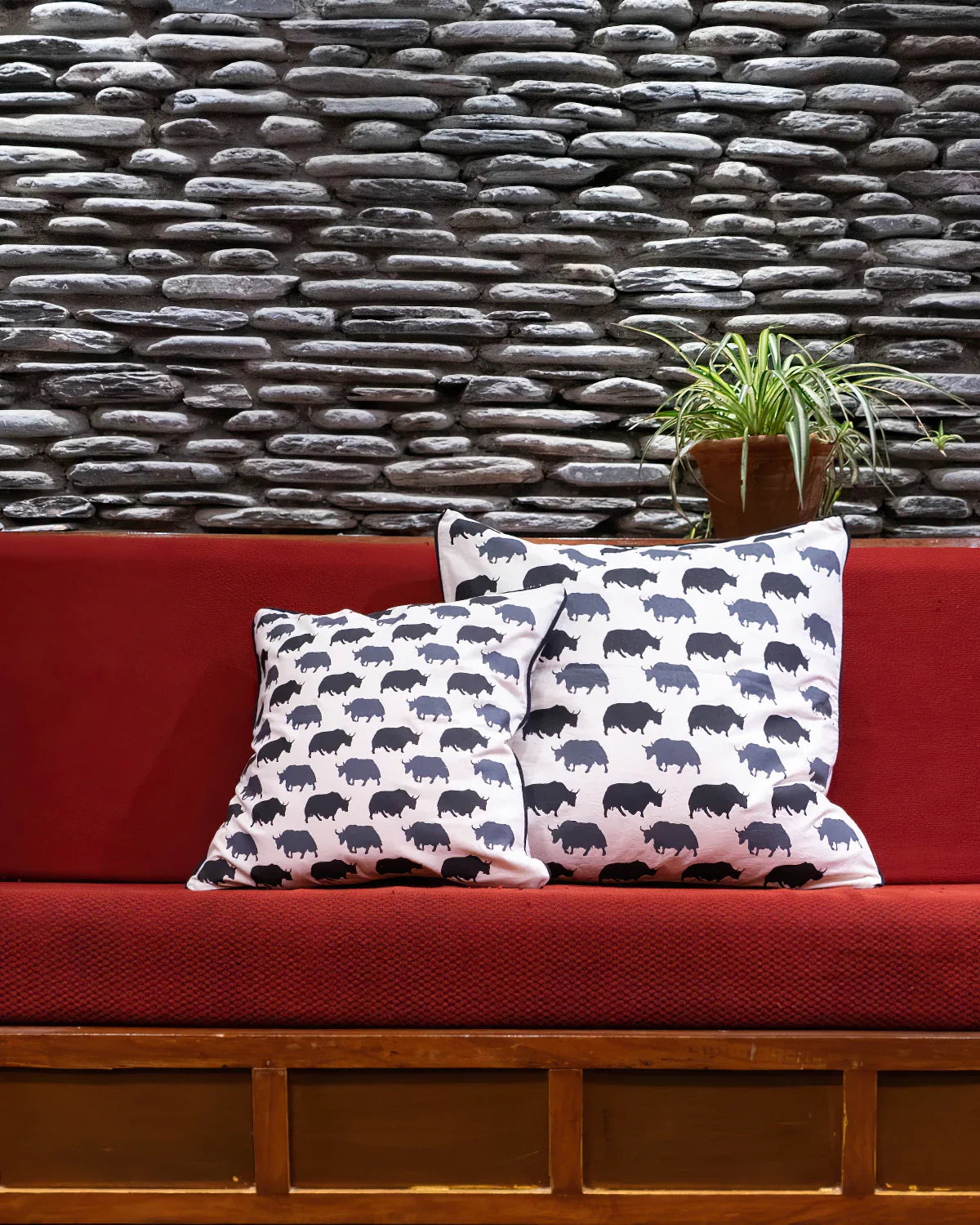 Yaks Cushion Cover Set