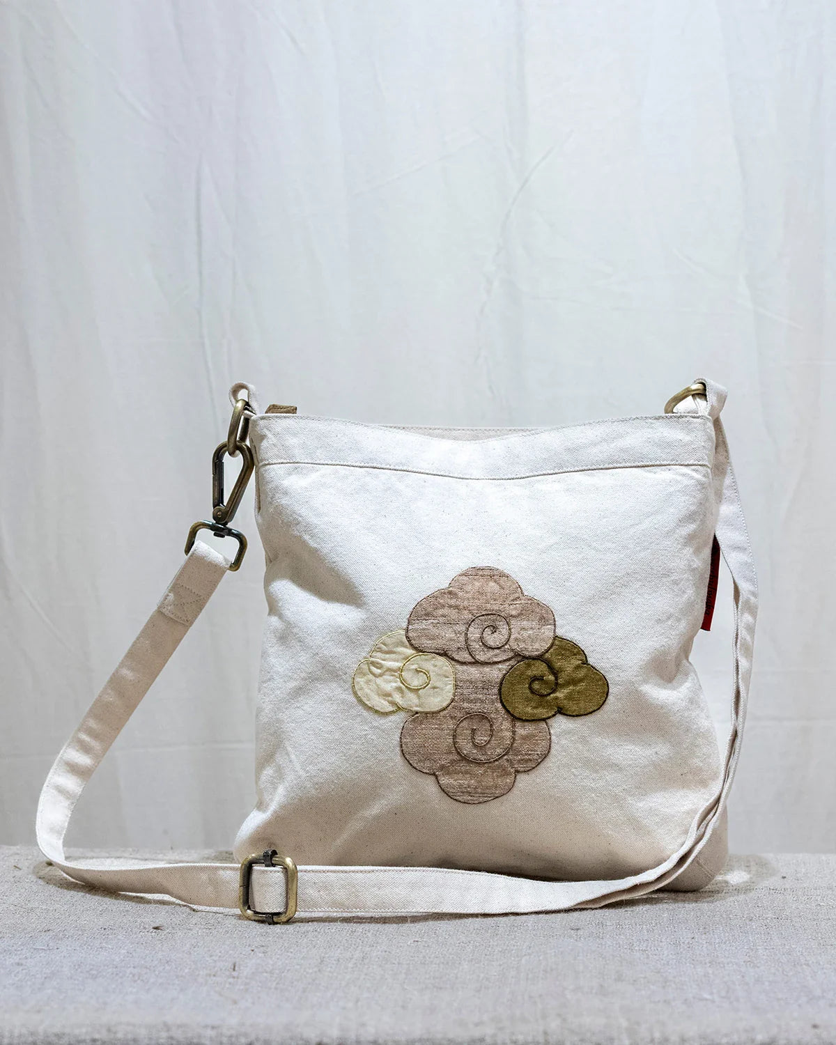 Cloud Sling Bag - White