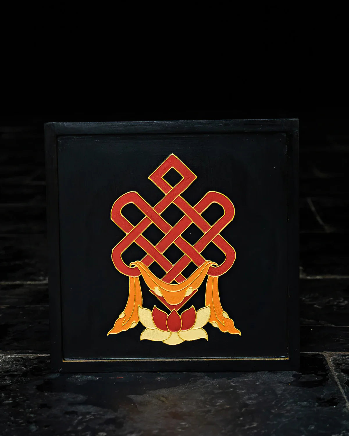 Endless Knot Auspicious Symbol Relief Painted