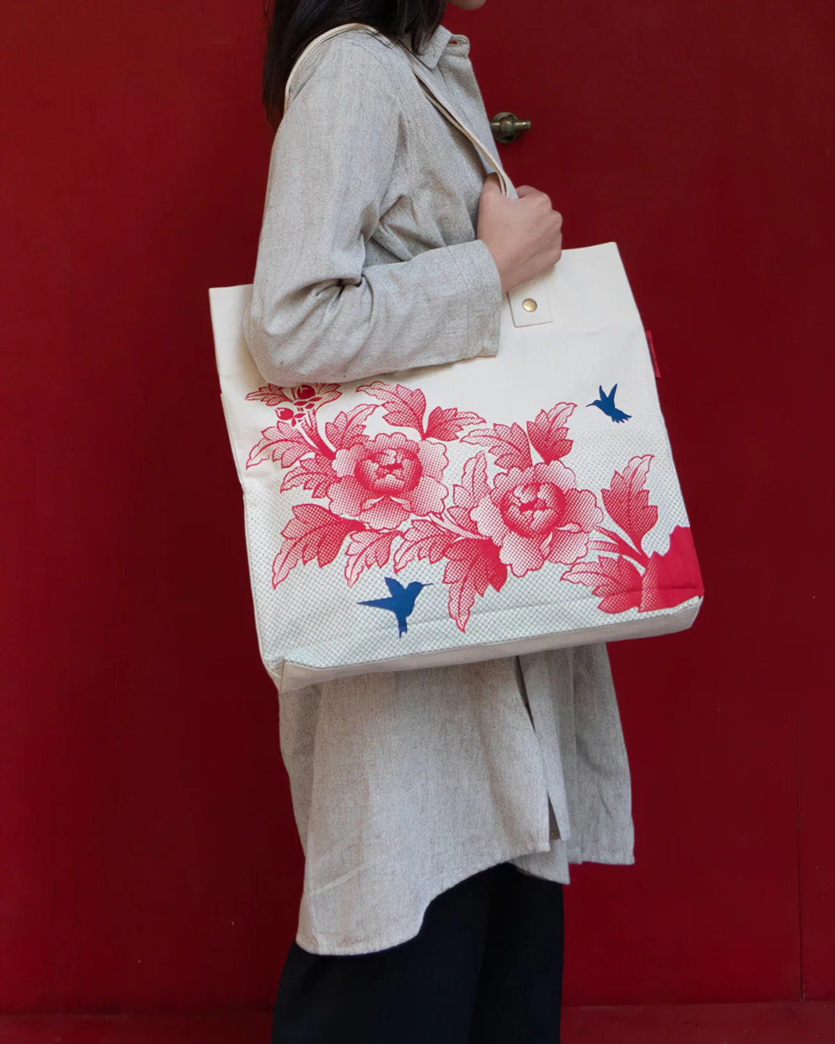 Birds & Flowers Tote with Pouch - Natural